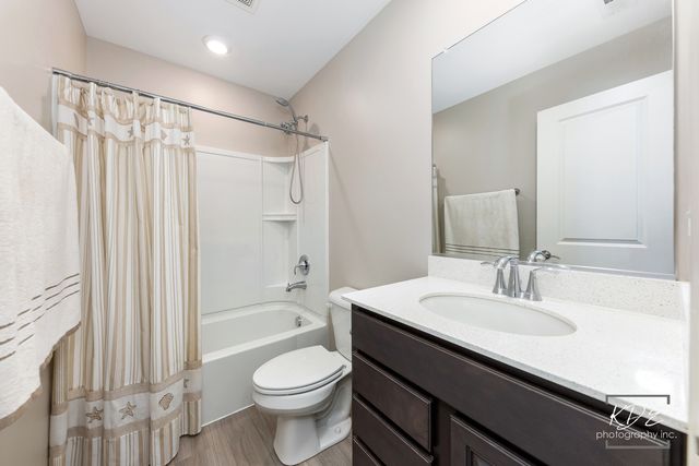 1115 Goldfinch Avenue, Yorkville, IL 60560