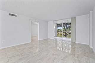 4734 Lucerne Lakes Boulevard 204, Lake Worth, FL 33467