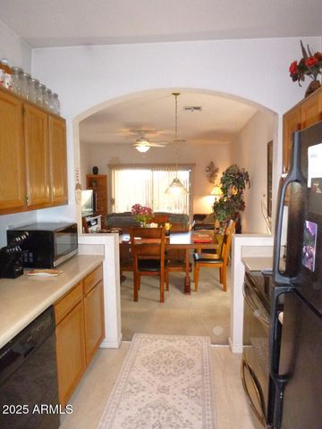 625 N HAMILTON Street 8, Chandler, AZ 85225