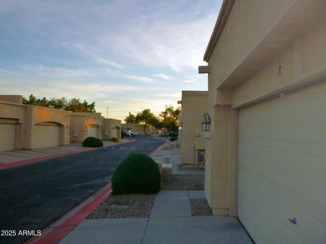 625 N HAMILTON Street 8, Chandler, AZ 85225