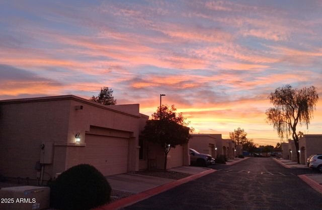 625 N HAMILTON Street 8, Chandler, AZ 85225