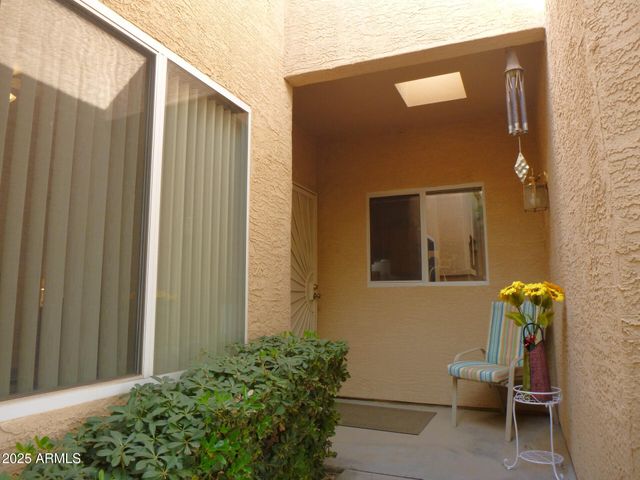 625 N HAMILTON Street 8, Chandler, AZ 85225