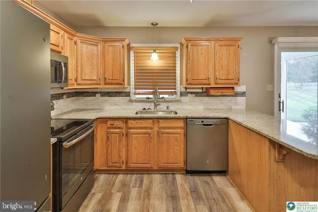 4354 FIELDSTONE, Center Valley, PA 18034