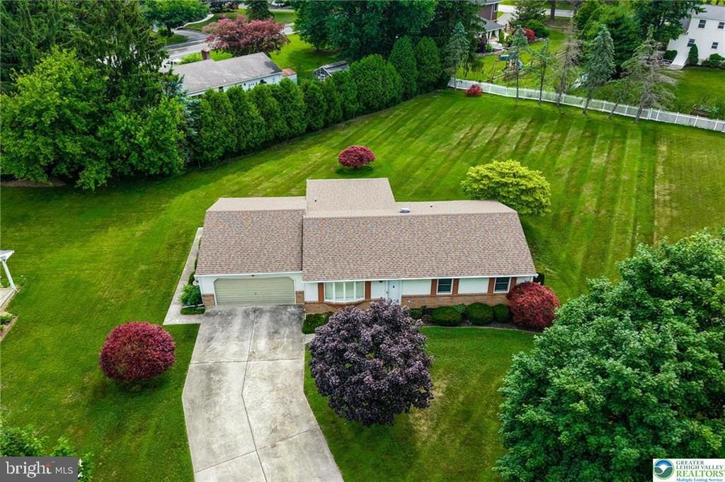 4354 FIELDSTONE, Center Valley, PA 18034