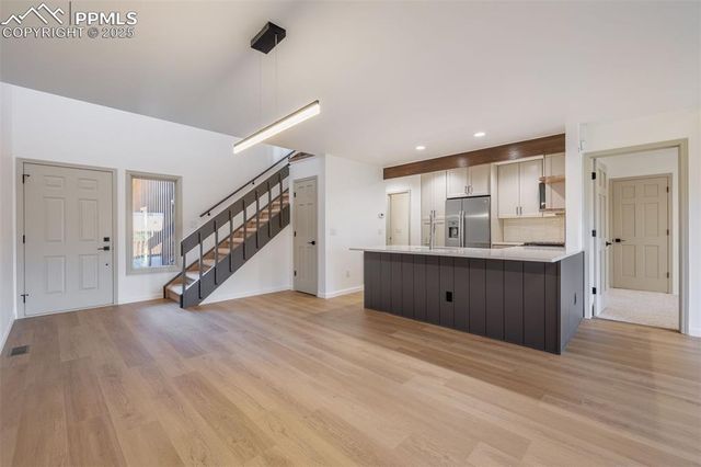 3870 Camels Ridge Lane, Colorado Springs, CO 80904