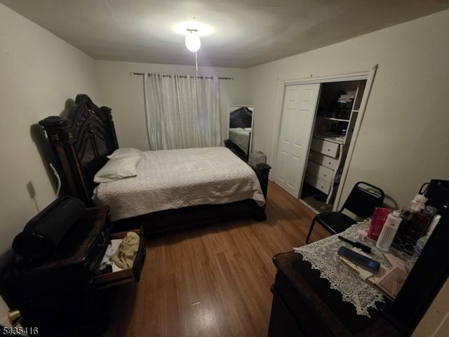 230 17Th Ave, Paterson City, NJ 07504