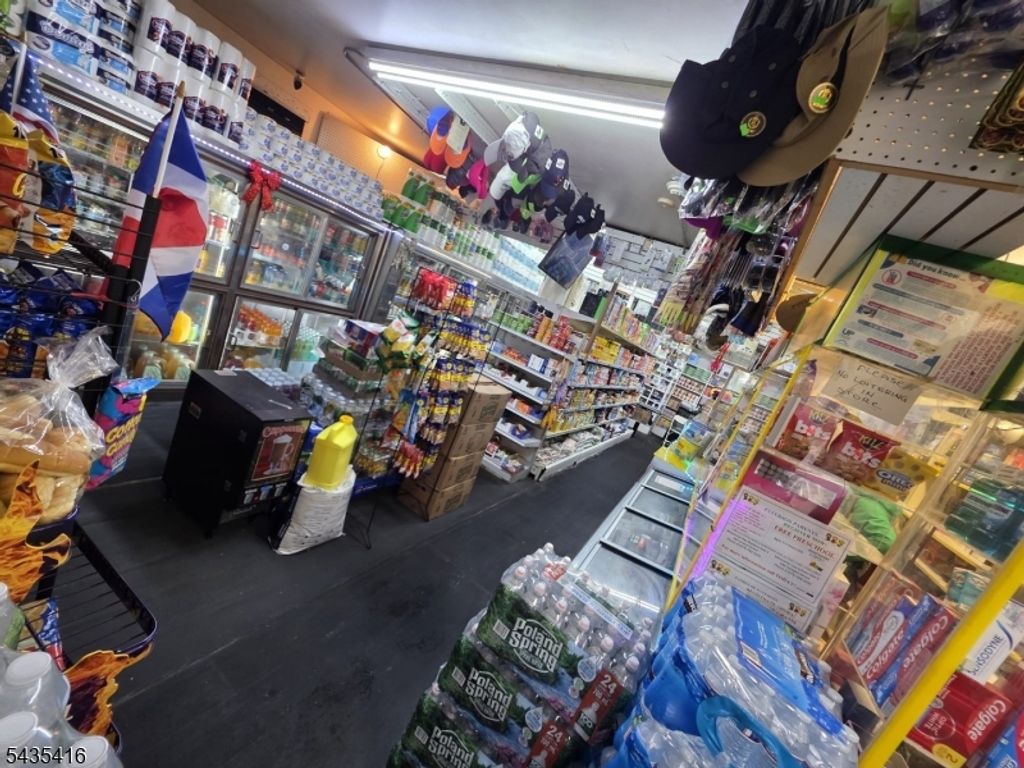 230 17Th Ave, Paterson City, NJ 07504 — photo 2