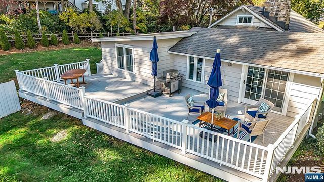 12 Grove Terrace, Sparta, NJ 07871