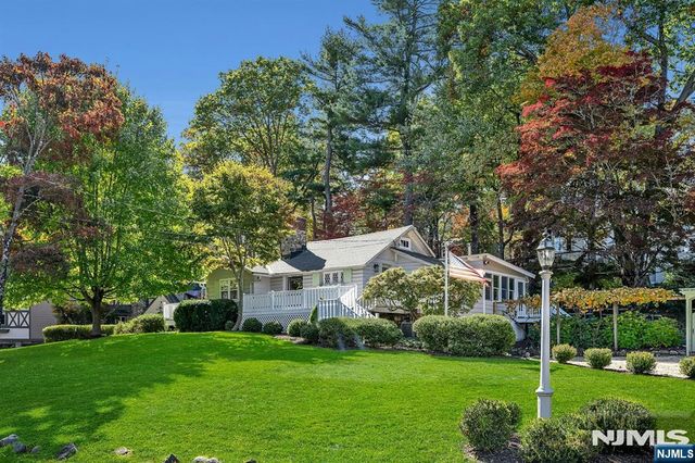 12 Grove Terrace, Sparta, NJ 07871
