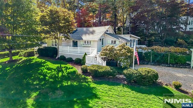12 Grove Terrace, Sparta, NJ 07871