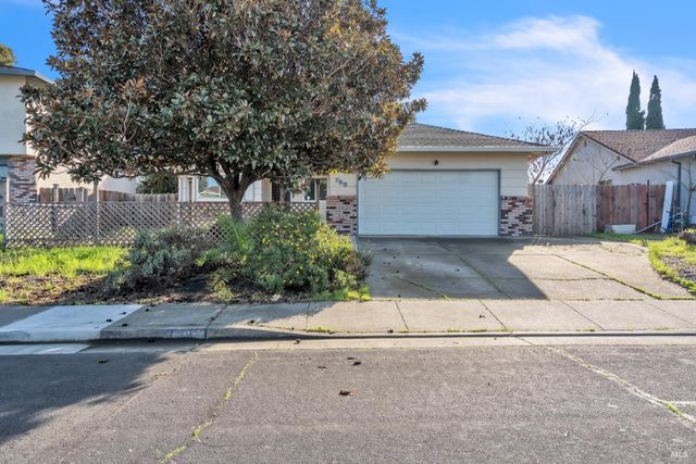 793 Marigold Dr, Fairfield, CA 94533