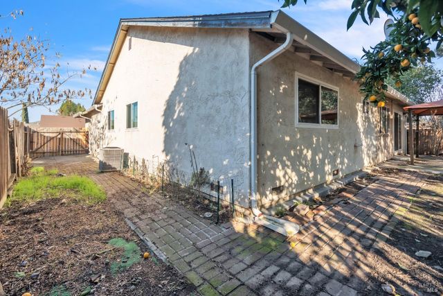 793 Marigold Dr, Fairfield, CA 94533