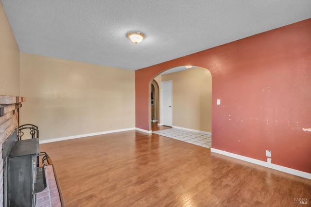 793 Marigold Dr, Fairfield, CA 94533