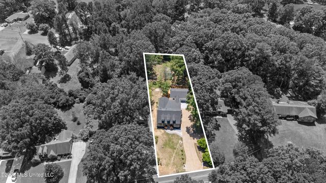 407 N Thunderbird Drive, Hernando, MS 38632
