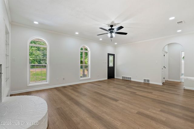 407 N Thunderbird Drive, Hernando, MS 38632