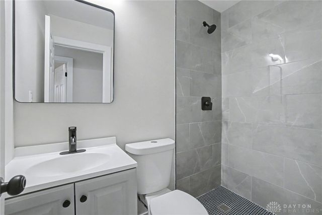 5713 Mayville Drive, Dayton, OH 45432