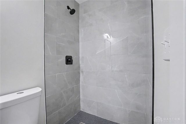 5713 Mayville Drive, Dayton, OH 45432