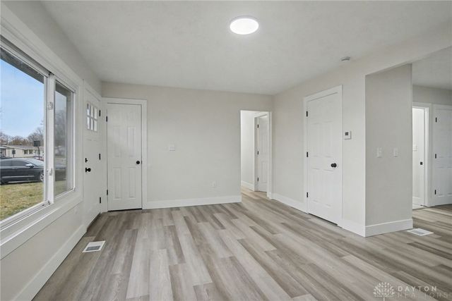 5713 Mayville Drive, Dayton, OH 45432