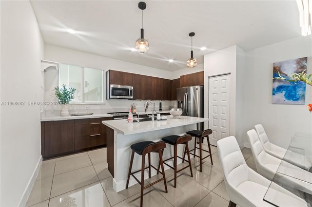 4741 NW 84th Ave 0, Doral, FL 33166