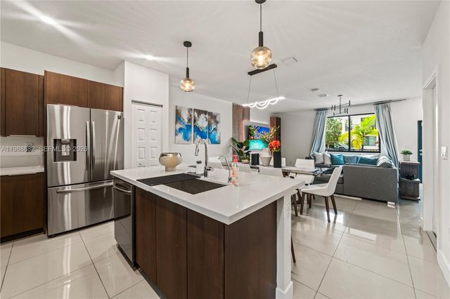 4741 NW 84th Ave 0, Doral, FL 33166