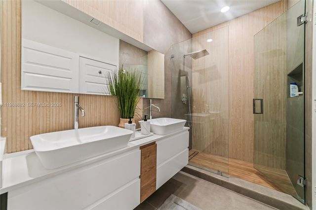 4741 NW 84th Ave 0, Doral, FL 33166