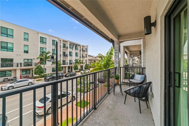 4741 NW 84th Ave 0, Doral, FL 33166