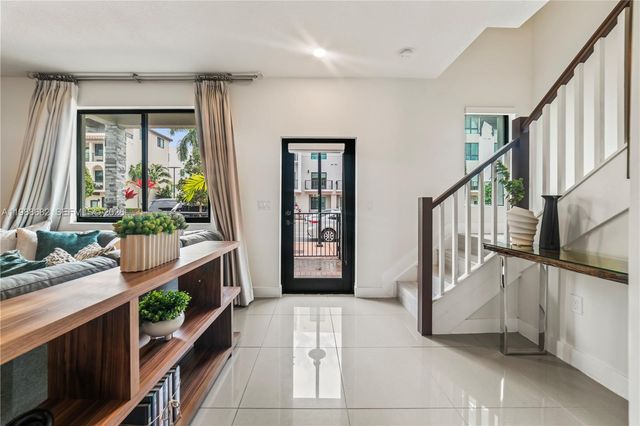 4741 NW 84th Ave 0, Doral, FL 33166