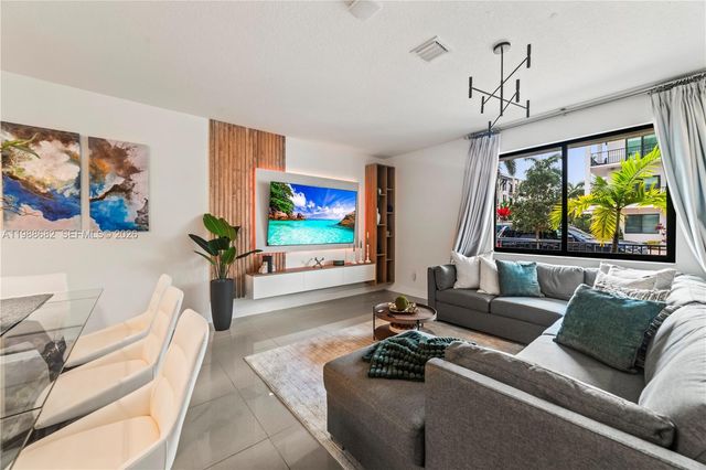 4741 NW 84th Ave 0, Doral, FL 33166