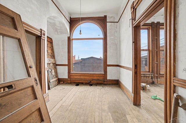 108 S Linn Street, Bay City, MI 48706