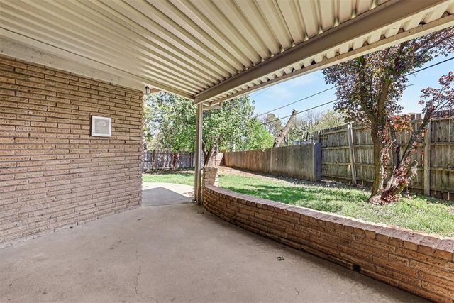 5004 NW 61st Place, Oklahoma City, OK 73122