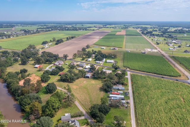 5162 Bridge Street, St. Martinville, LA 70582