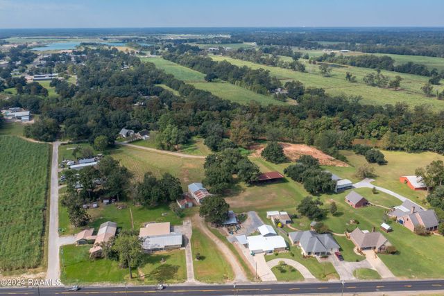 5162 Bridge Street, St. Martinville, LA 70582