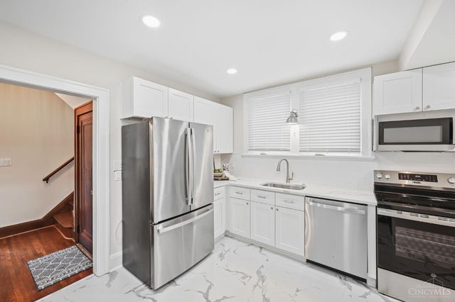 6514 Tyne Avenue, Cincinnati, OH 45213