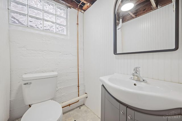 6514 Tyne Avenue, Cincinnati, OH 45213