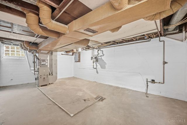 6514 Tyne Avenue, Cincinnati, OH 45213