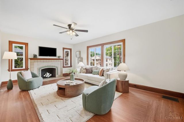 6514 Tyne Avenue, Cincinnati, OH 45213