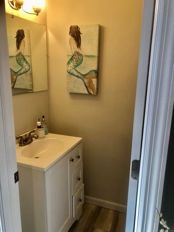 237 Stadley Rough Road, Danbury, CT 06811