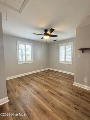 113 NW 12th Street, Oak Island, NC 28465