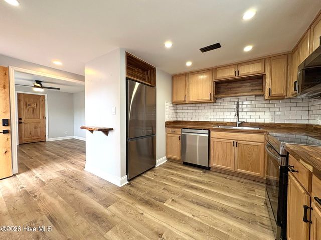 113 NW 12th Street, Oak Island, NC 28465