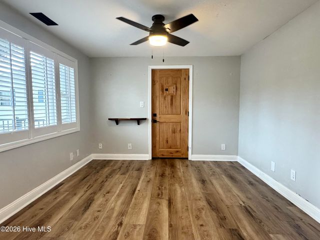 113 NW 12th Street, Oak Island, NC 28465