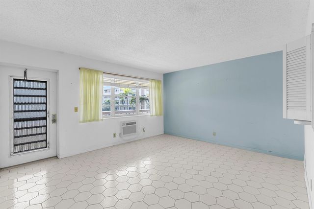 72 Ashby B, Deerfield Beach, FL 33442