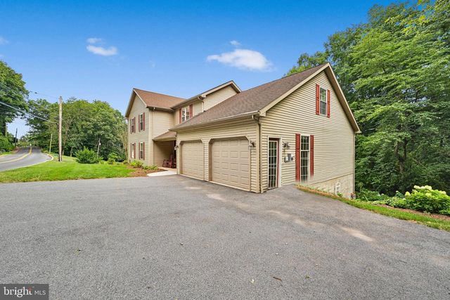 367 RIDGE AVE, Ephrata, PA 17522