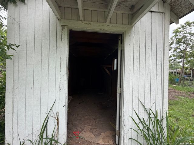 650 FLEMING ST, San Antonio, TX 78211
