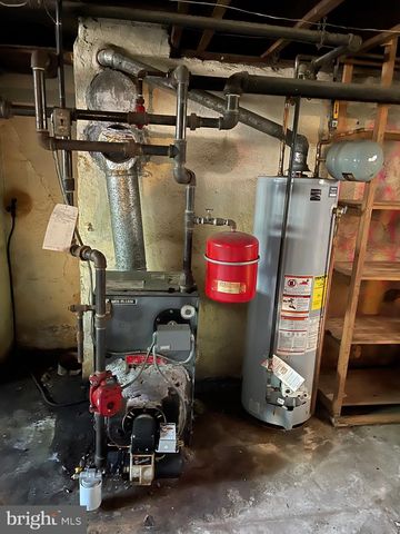 1619 EVARTS ST NE, Washington, DC 20018