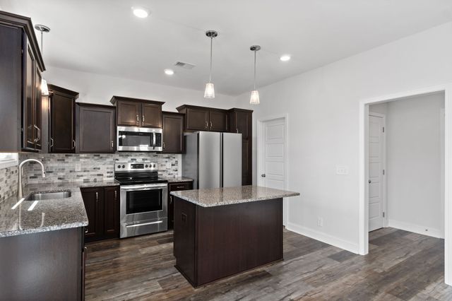 605 Wespanee Way, Clarksville, TN 37042