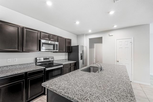 3351 Liberty Square Way, Fort Pierce, FL 34982