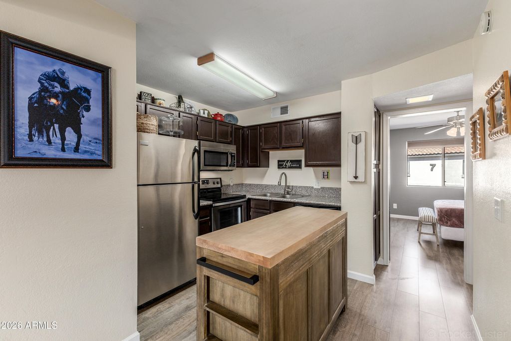 19820 N 13TH Avenue 233, Phoenix, AZ 85027 — photo 4