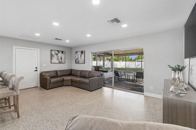 4431 16TH AVENUE N, St Petersburg, FL 33713