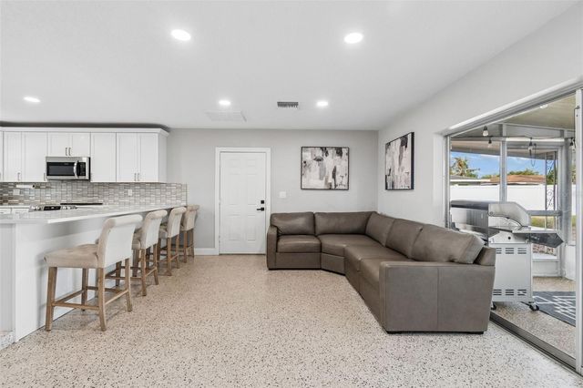 4431 16TH AVENUE N, St Petersburg, FL 33713