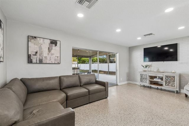 4431 16TH AVENUE N, St Petersburg, FL 33713